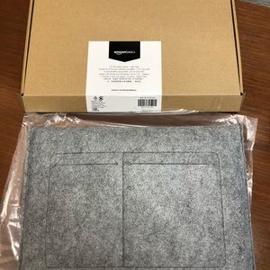 amazonbasics felt laptop sleeve